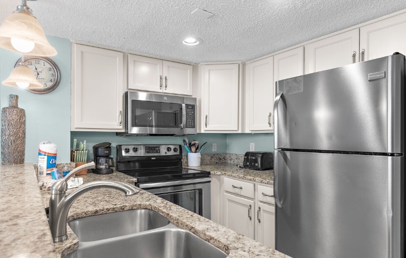 Building Photo - 1040 US-98