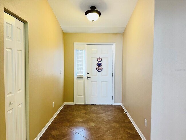Building Photo - 32 Porter Ln