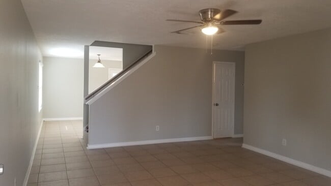 large living room with new ceiling fan - 16778 N Bob White Dr