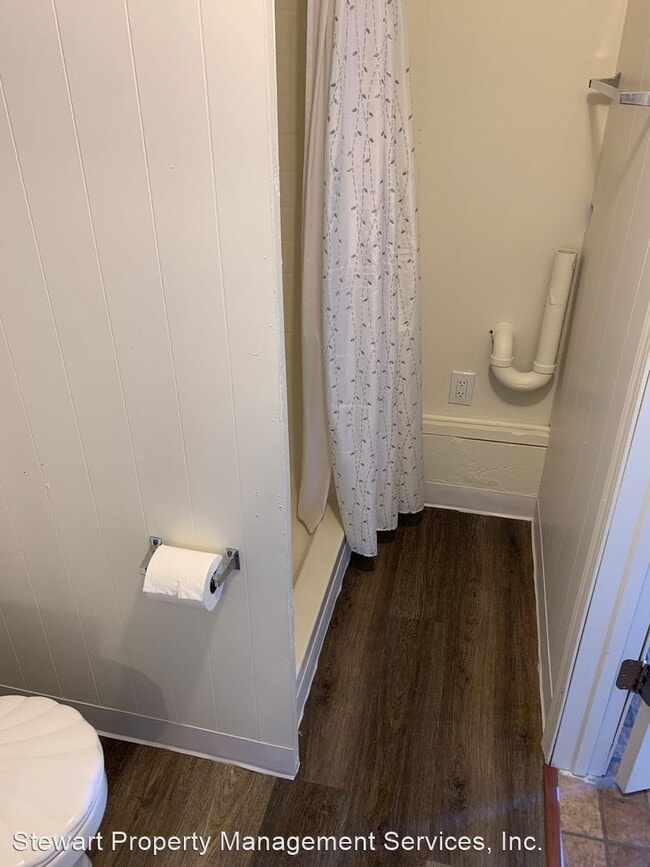 Building Photo - 1 br, 1 bath House - 14909 Clover Creek Road