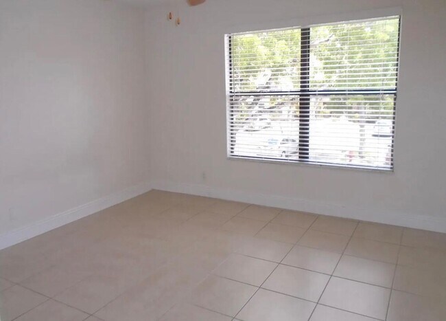 Building Photo - 1421 Windorah Way