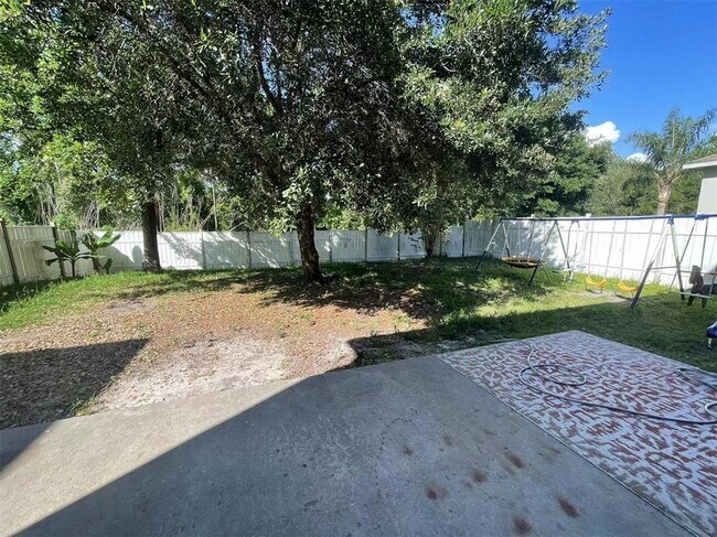 Building Photo - 15061 Perdido Dr