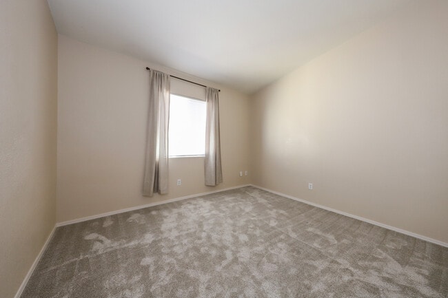 Building Photo - 13307 N Lost Artifact Ln