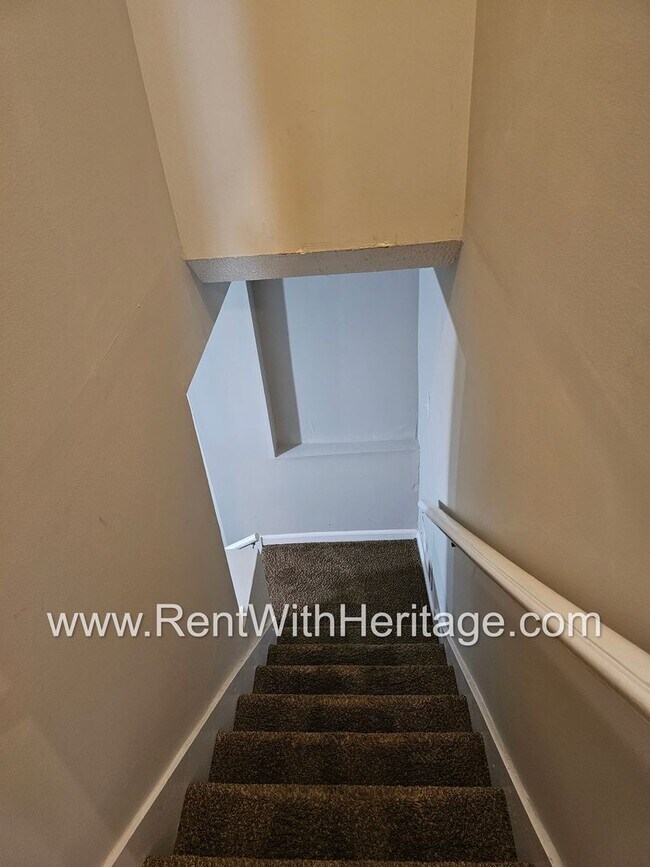 Building Photo - Gorgeous 4bd / 2.5 in Popular Arbor Statio...