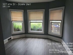 Building Photo - 327 4th St