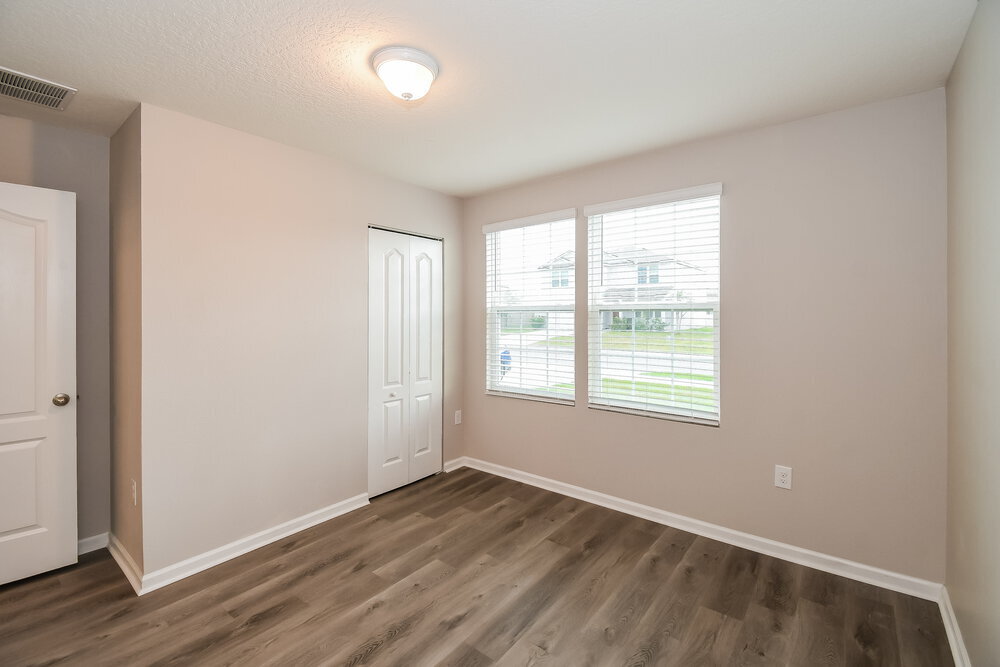 Building Photo - 2035 Pebble Point Dr