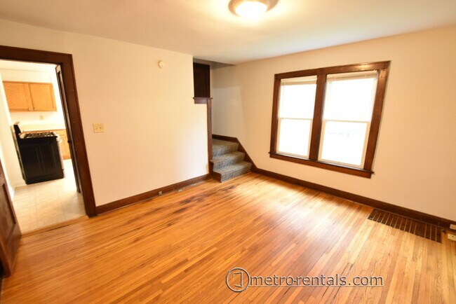 Building Photo - 238-240-240 W Pacemont Rd