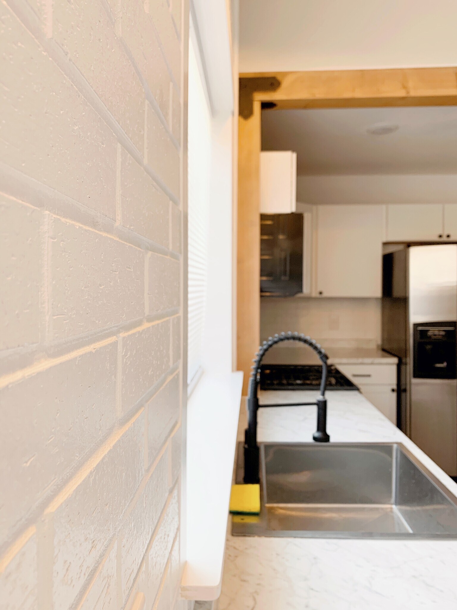 Building Photo - 387 Manley Rd