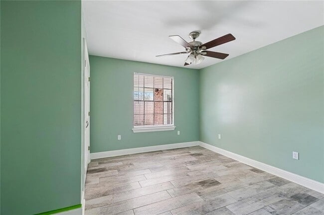 Building Photo - 8305 Fairfax Dr