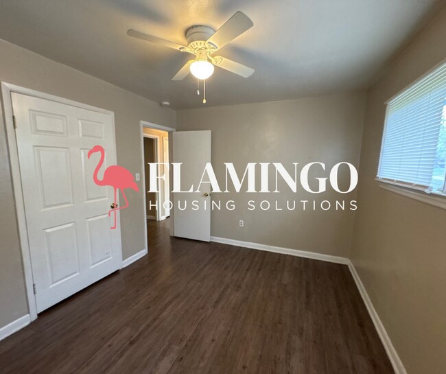 Building Photo - 4665 Owens Dr