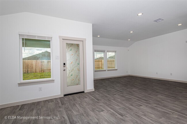 Building Photo - 8038 Brahman Ln
