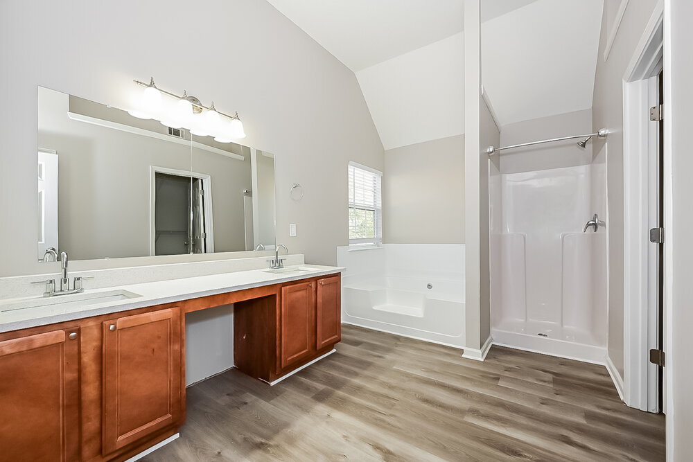 Building Photo - 936 Brisley Cir