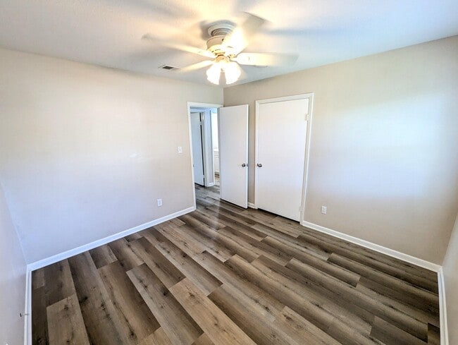 Building Photo - 35 Solar St