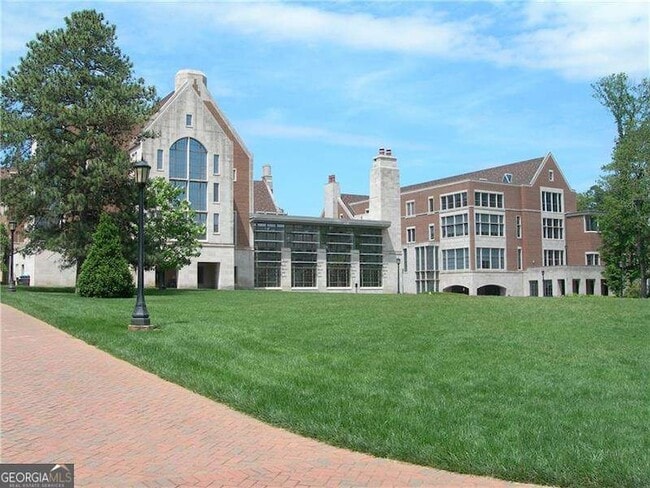 Building Photo - 17 Oakhurst Common Dr