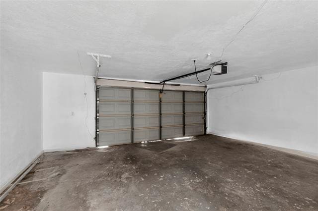 Building Photo - 2260 Valley Mill