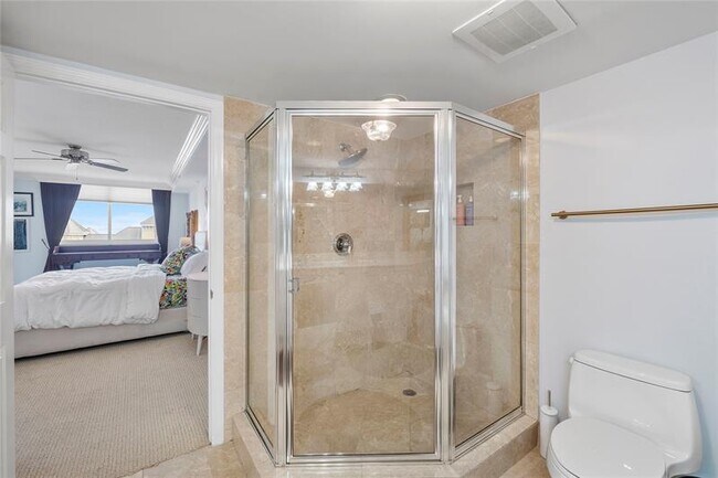 Building Photo - 2001 N Ocean Blvd