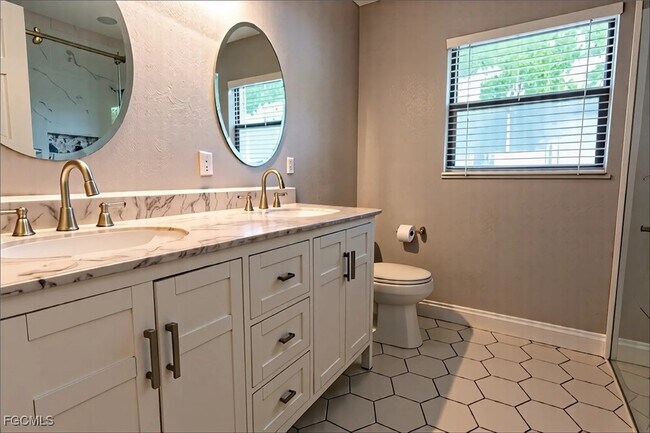 Building Photo - 1453 Claret Ct