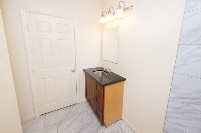 Building Photo - 1357-59 Marline Ave