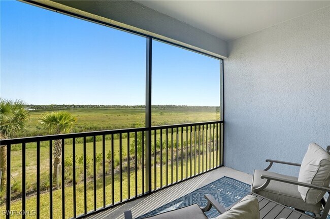 Building Photo - 11861 Venetian Lagoon Dr