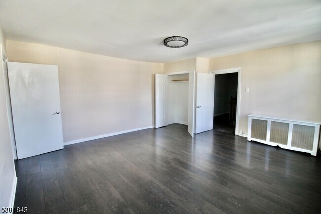 Building Photo - 22 Rockland Terrace