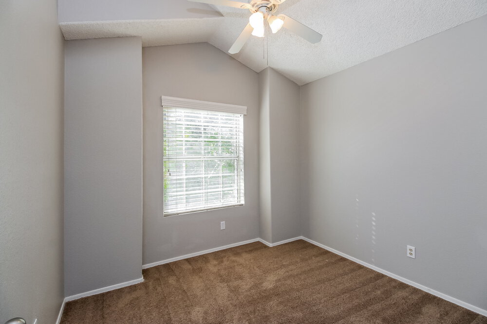 Building Photo - 441 S Maple