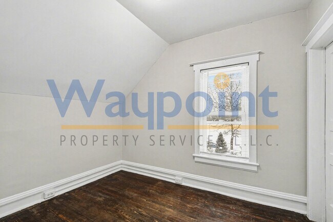 Building Photo - 412 Breens Ct SW