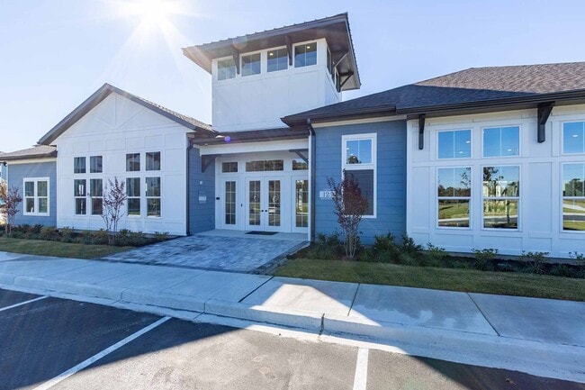 Building Photo - Preserve at Hanover Park