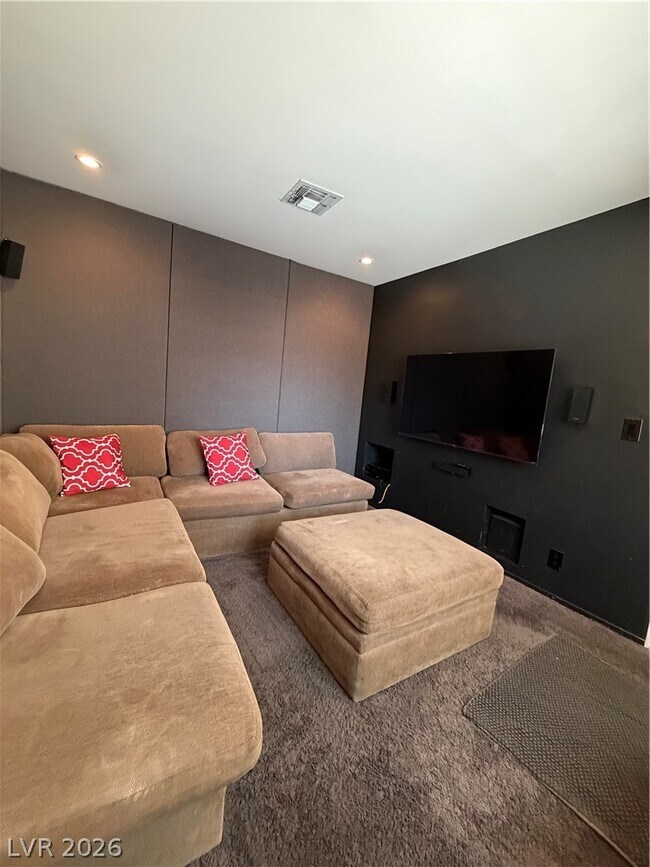 Building Photo - 3988 Delos Dr