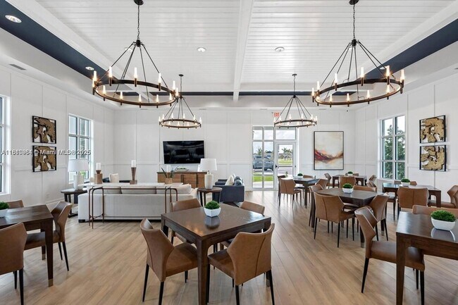 Building Photo - 13138 SW Valletta Wy