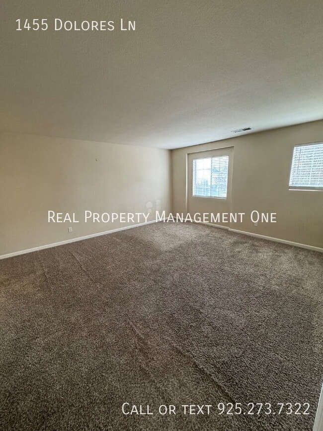 Building Photo - 1455 Dolores Ln