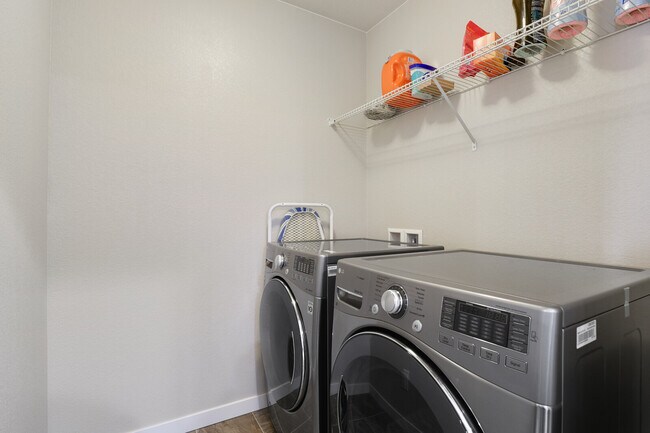 Building Photo - 14055 Touchstone St