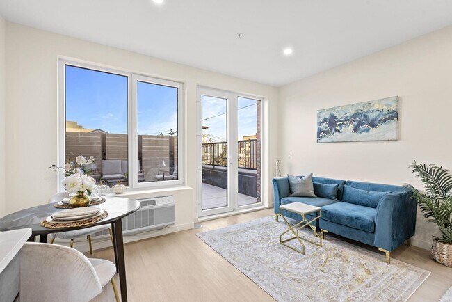 Building Photo - 1 Mallory Ave