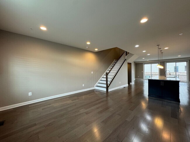 Building Photo - Stunning 4 Level 4 Bed 3/2 Bath Home With Balcony And Deck In Westmoore At Moorefield