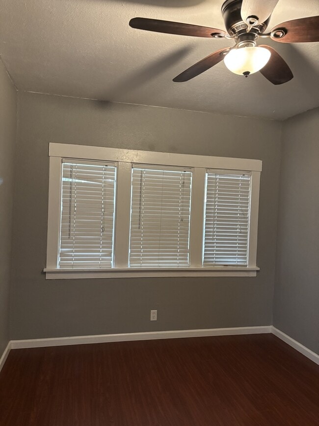 Building Photo - Adorable 2-bedroom, 1-bath cozy home in the heart of Modesto