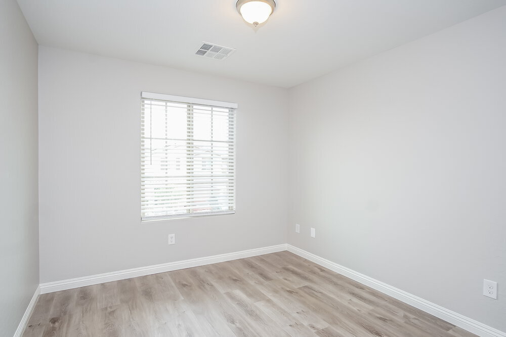 Building Photo - 6425 Kellyville Dr