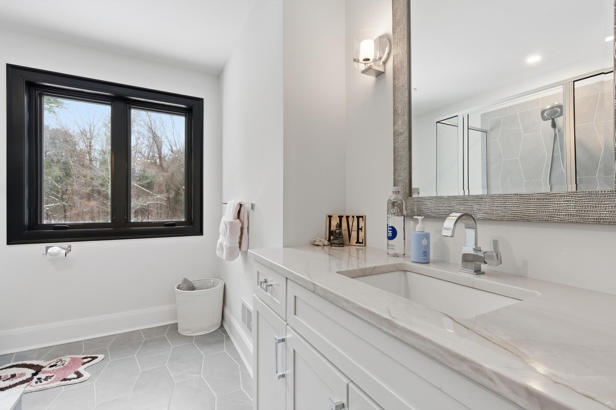 Building Photo - 15 Joshua Rd