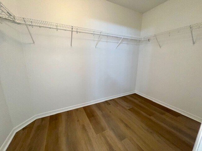 Building Photo - 4119 Coralbrooke Grove