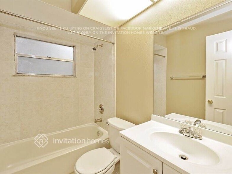 Building Photo - 3034 Annadale Cir