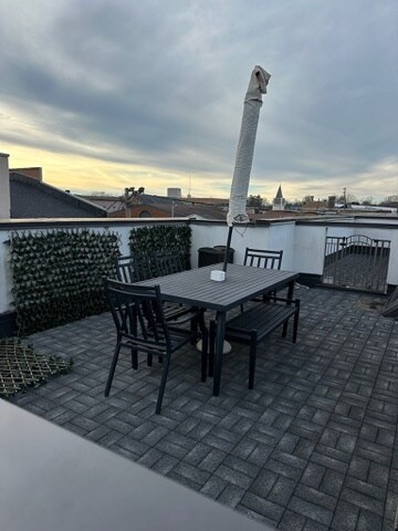 Building Photo - 110 Plum Aly