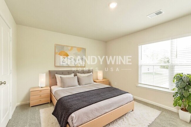 Building Photo - 640 Patmore Dr