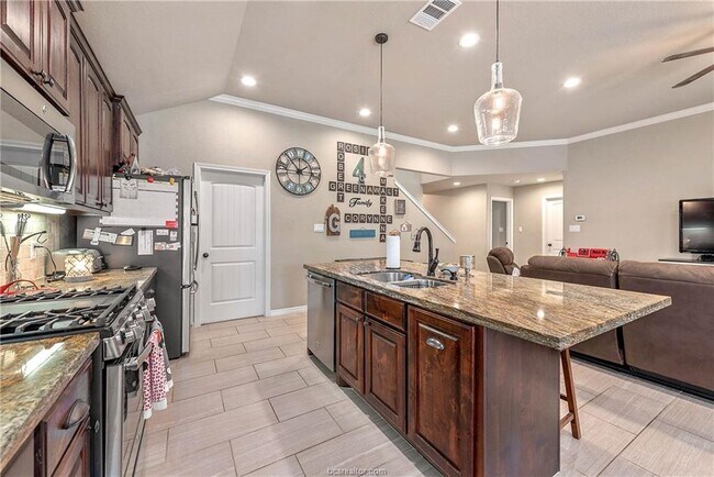 Building Photo - 2614 Kinnersley Ct