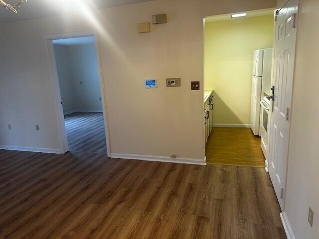 Building Photo - 3 Village Cir