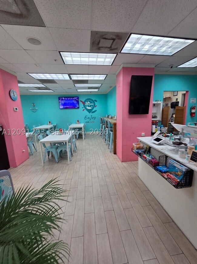 Building Photo - 3801 S Ocean Dr