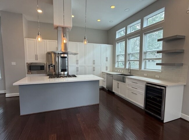 Building Photo - 2906 Baer St