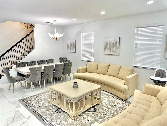 Building Photo - 1632 Pine Ridge Dr