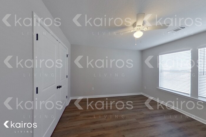 Building Photo - 19 Cottage Grove Dr