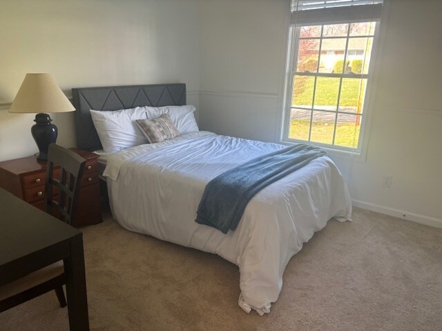 Upper level bedroom 2 - 1110 Tolleys Ln