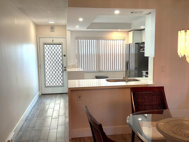 Building Photo - 2903 Victoria Cir