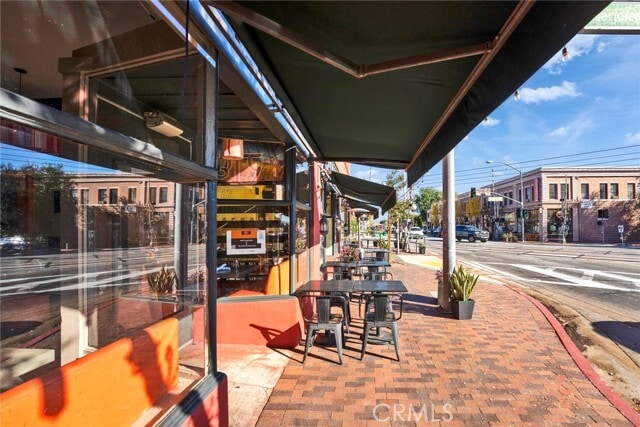 Building Photo - 726 Meridian Ave