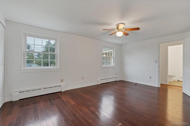 Building Photo - 1467 Goshen Turnpike